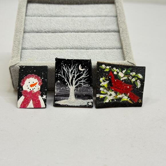 Handcrafted Pins Set of 3 Winter Holiday Painted Leather Brooches Showman, Tree - Picture 4 of 15